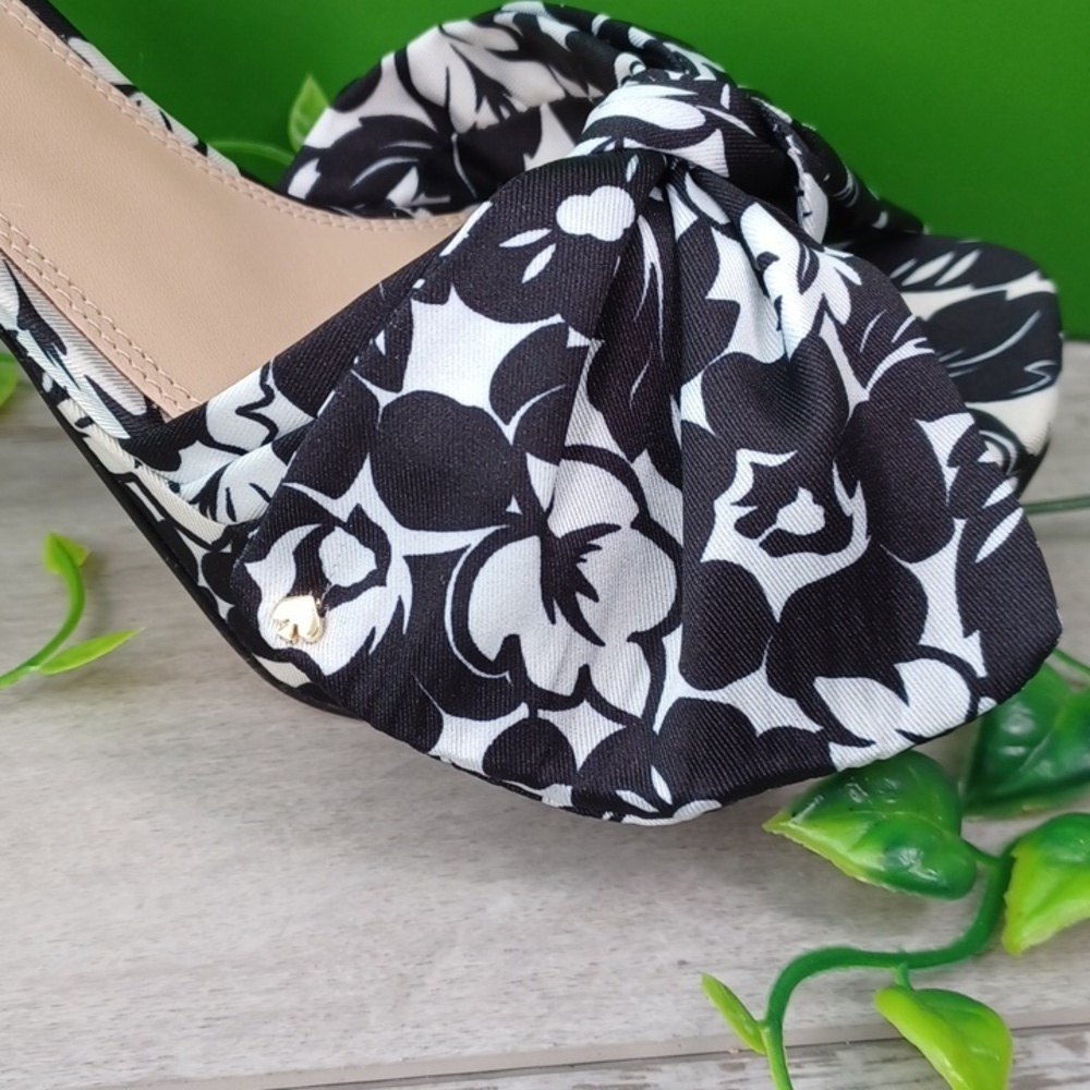 Kate Spade New York Lucie Tropical Foliage Floral Print Platform Sandals NIB - Picture 2 of 12
